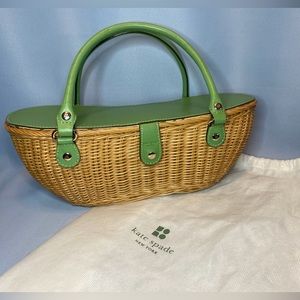 KATE SPADE Basket wicker purse. Green. Dust bag.